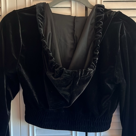 Black Velvet Jogger set - Picture 4 of 9